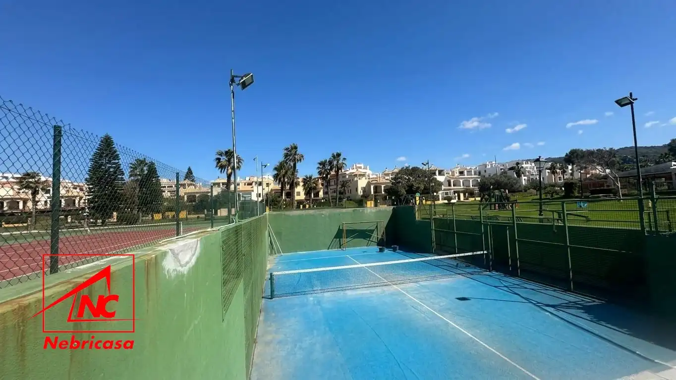 Exterior view of Flat for sale in Zahara de los Atunes  with Air Conditioner, Terrace and Storage room