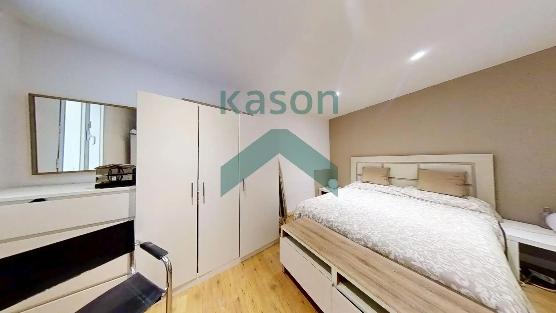 Habitación de Apartamento de alquiler en Madrid con Calefacción y Amueblado