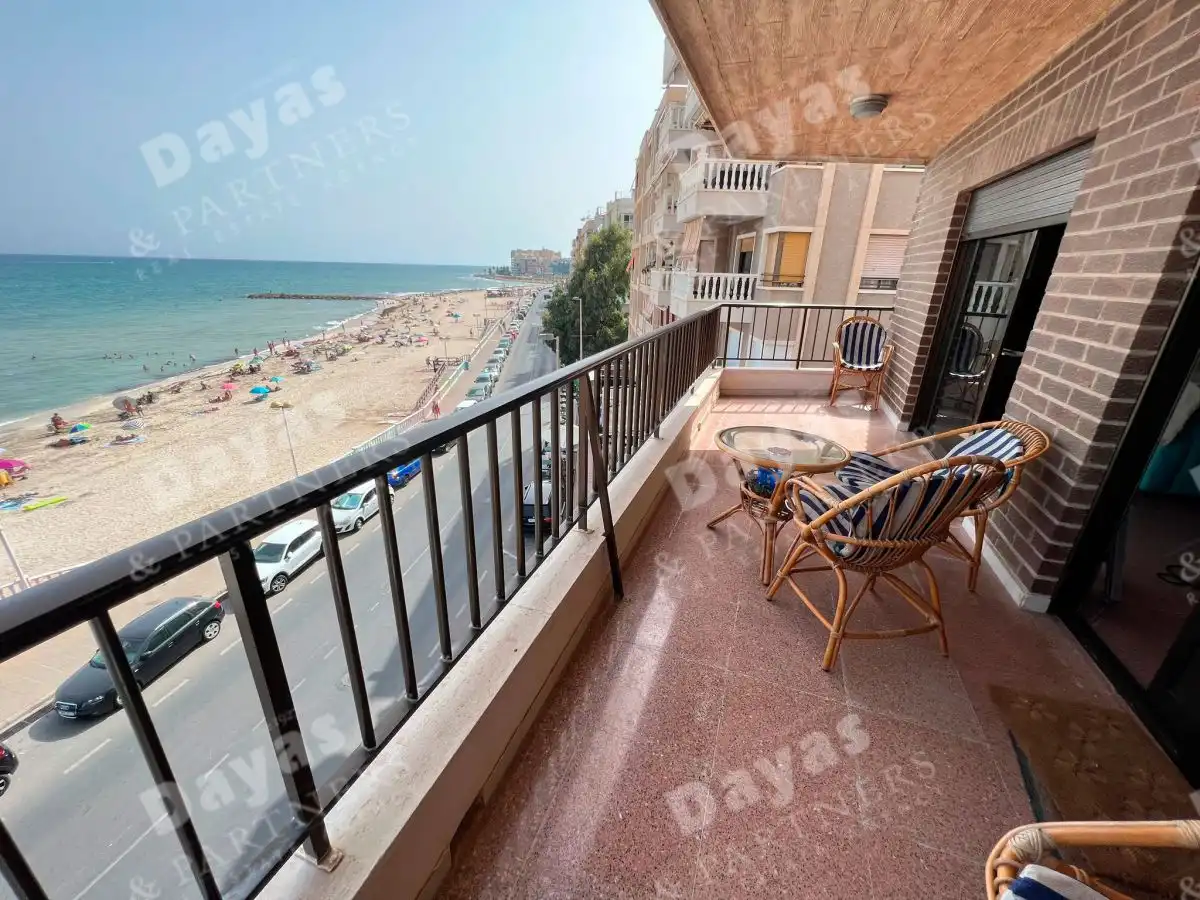 Exterior view of Flat for sale in Torrevieja  with Terrace and Furnished
