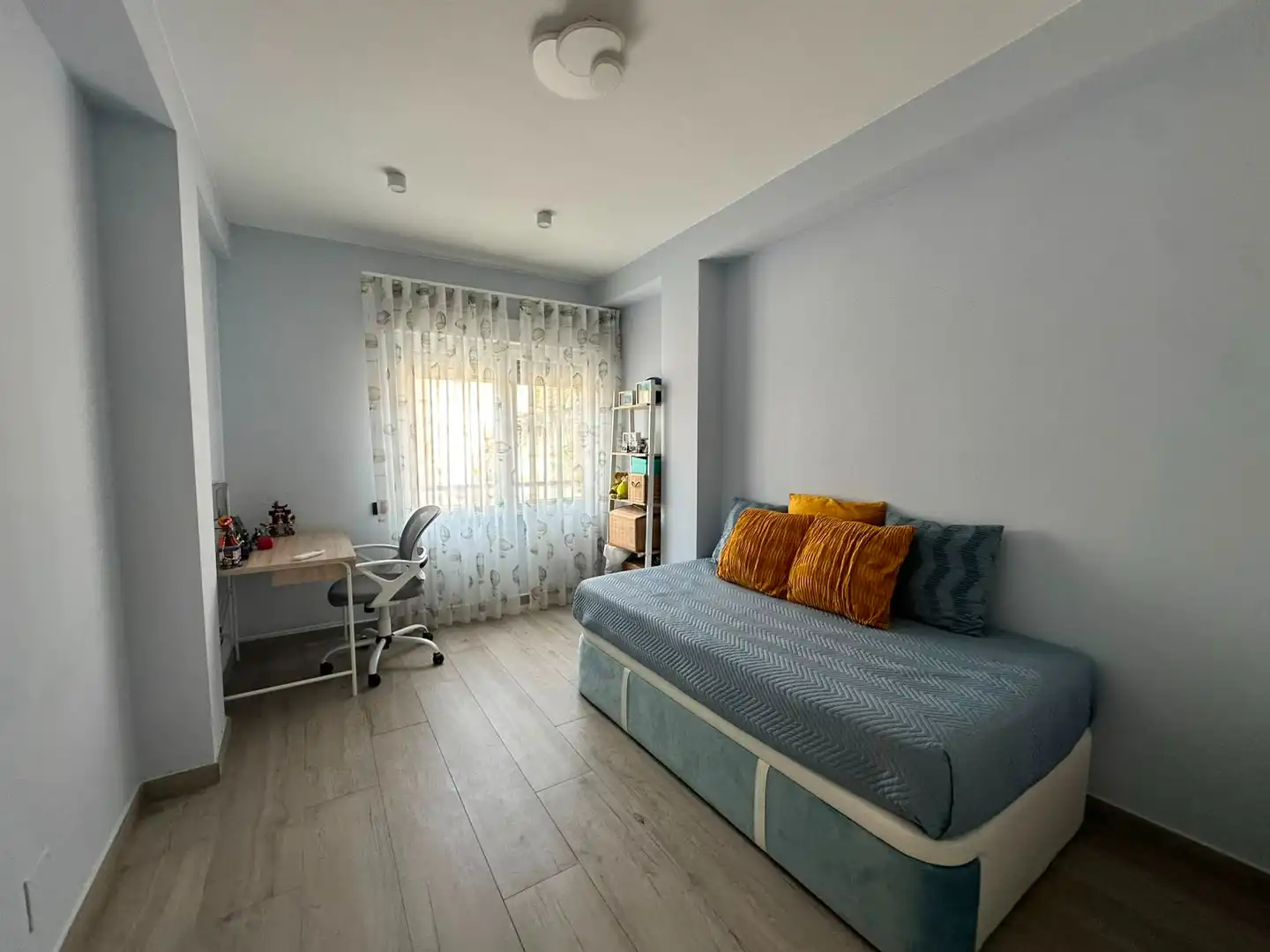 Habitación de Piso en venta en Vélez-Málaga con Aire acondicionado, Calefacción y Terraza