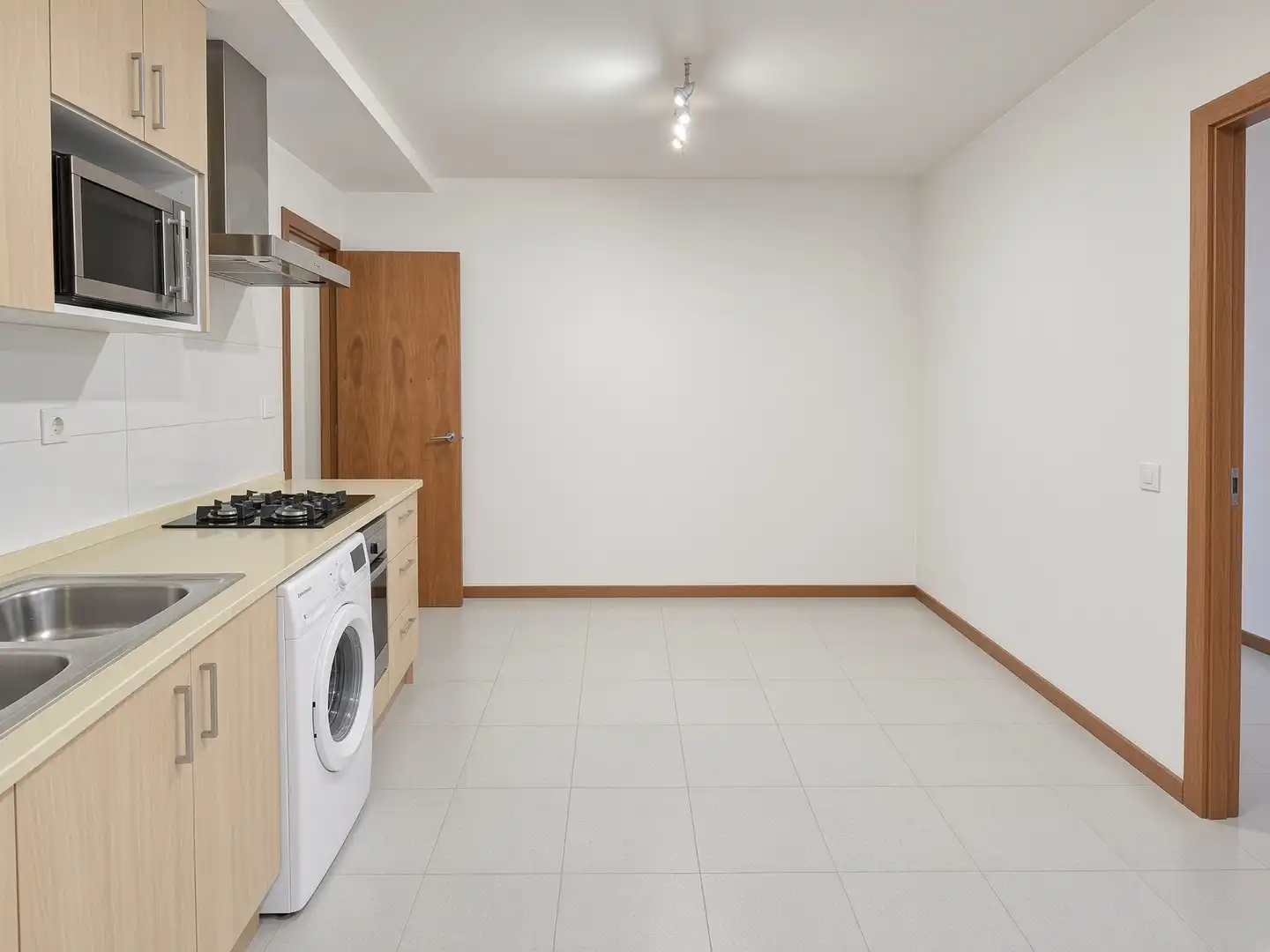 Cuina de Pis en venda en Badalona amb Aire condicionat, Calefacció i Forn