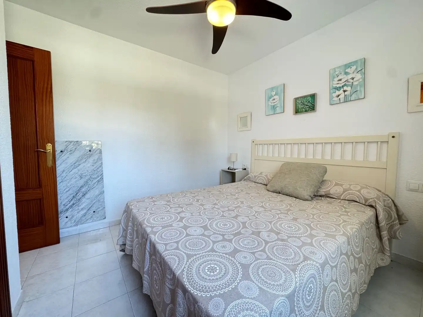 Dormitori de Apartament en venda en Torrox amb Terrassa, Moblat i Piscina comunitària