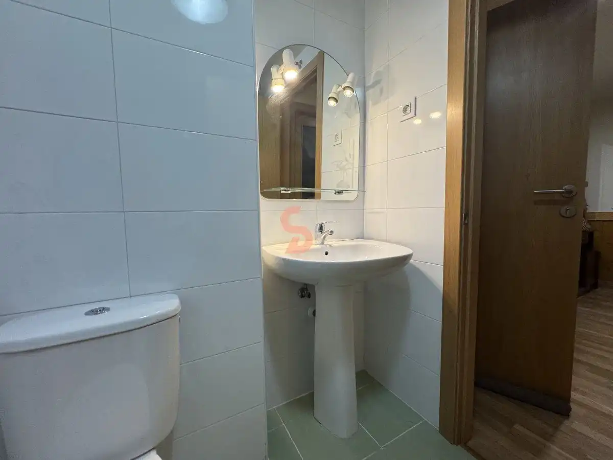 Badezimmer von Wohnung zum Verkauf in Valladolid mit Heizung und Abstellraum