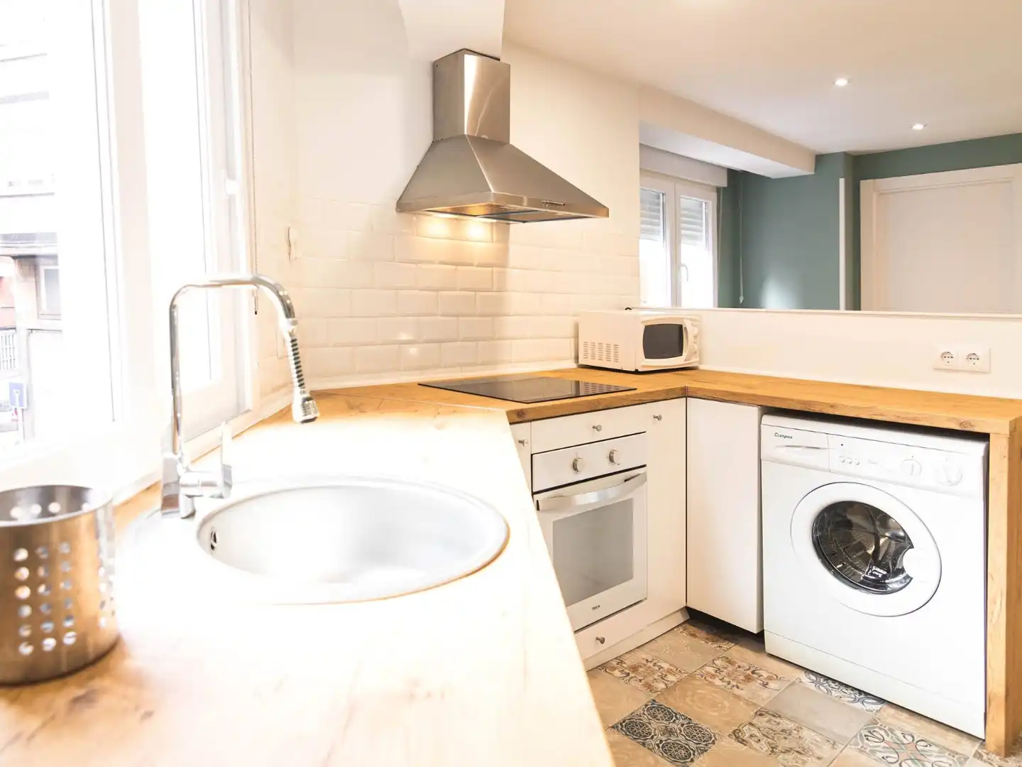 Flat with lift to rent in Calle Bobes, imagen 4