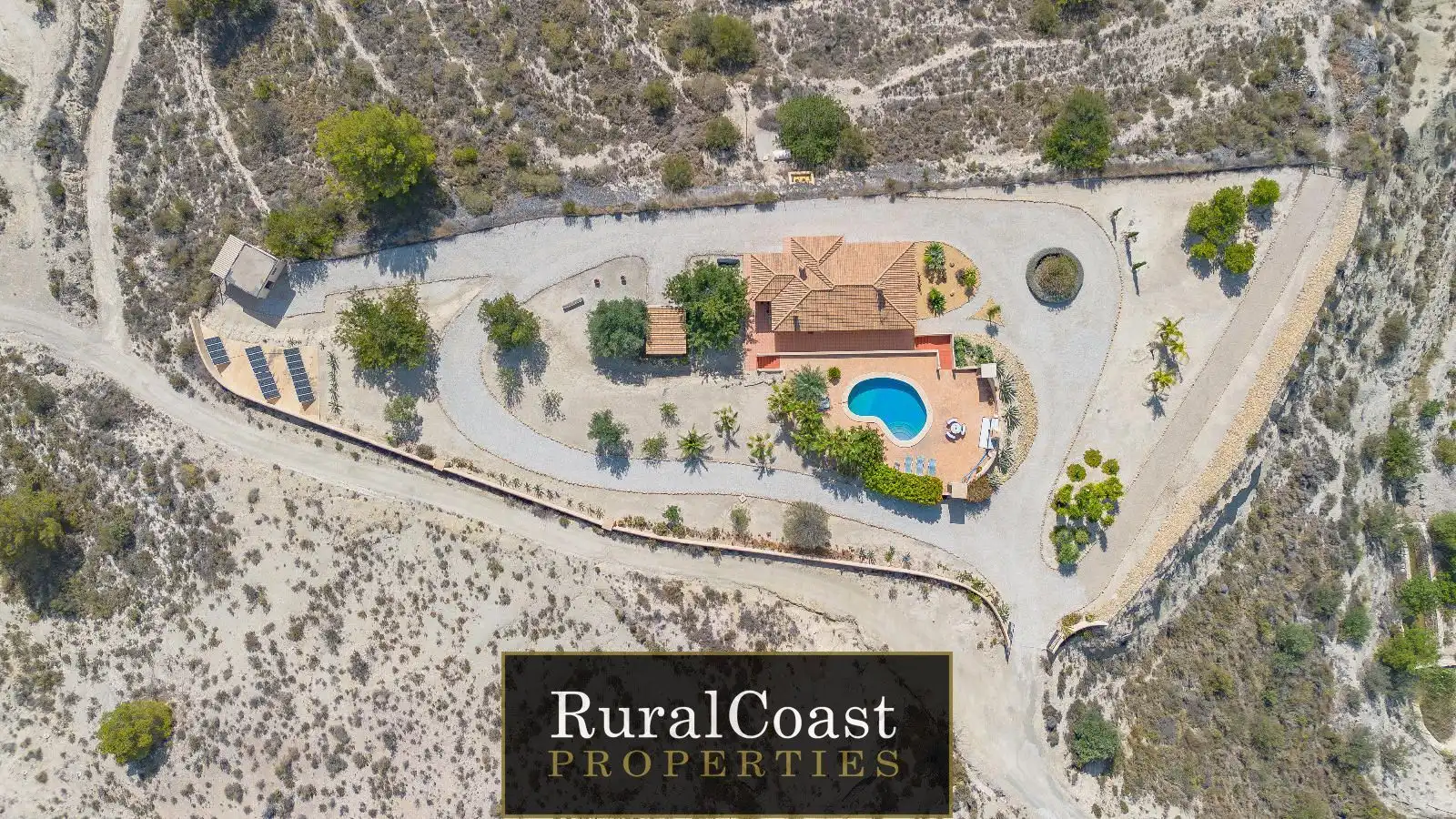Vista exterior de Casa o xalet en venda en Jijona / Xixona amb Calefacció, Traster i Piscina