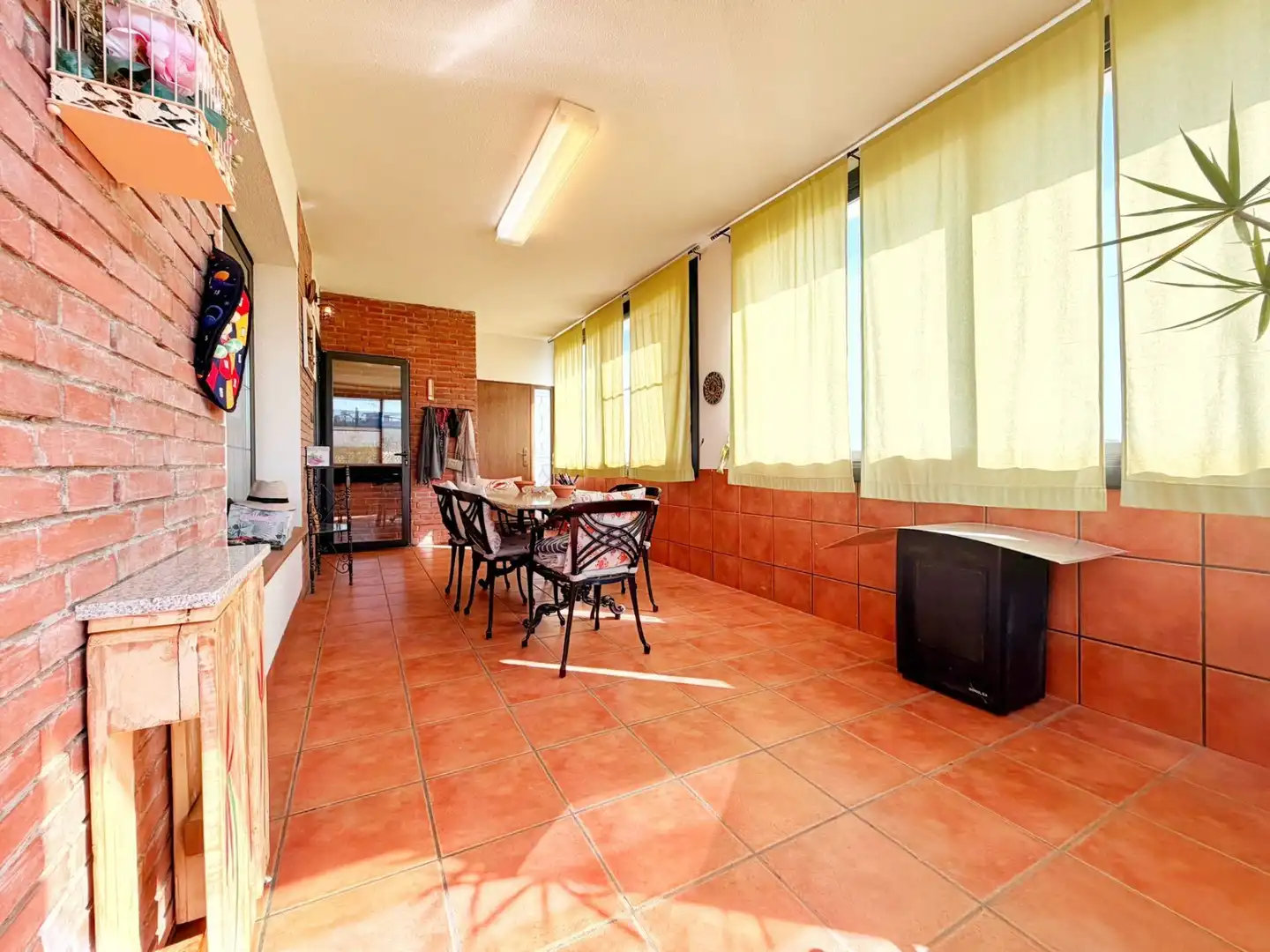Terrassa de Casa o xalet en venda en Canyelles amb Terrassa, Traster i Piscina