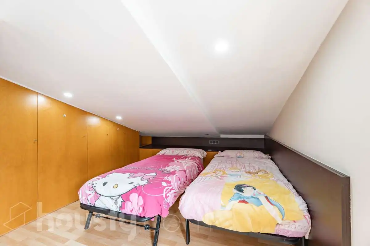 Dormitori de Casa o xalet en venda en Sant Pere de Ribes amb Aire condicionat, Calefacció i Jardí privat