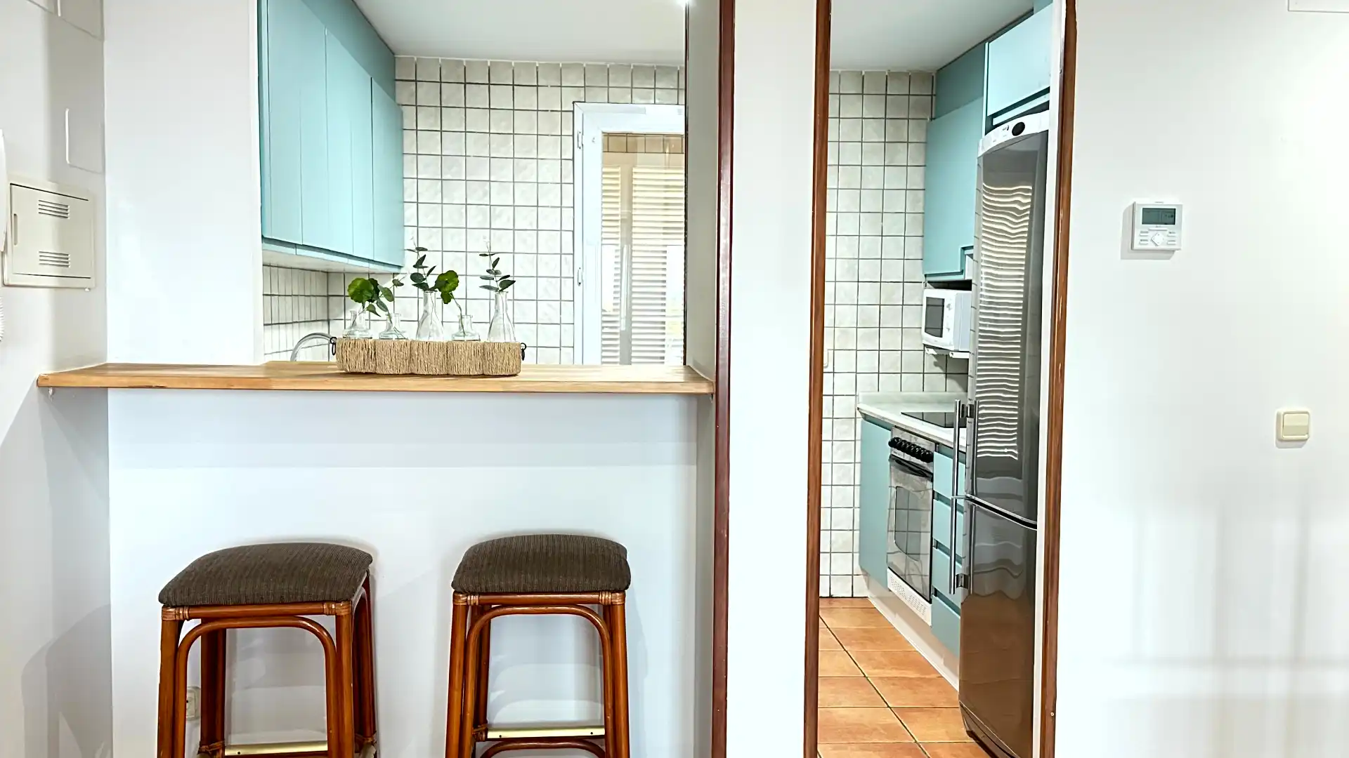 Cuina de Apartament de lloguer en Oliva amb Aire condicionat, Calefacció i Terrassa