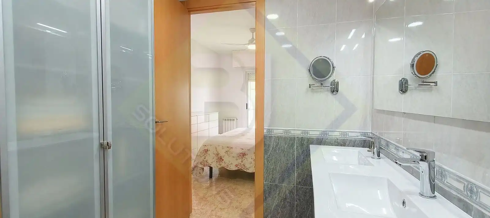 Piso en venta en CAMI RAL, Eixample