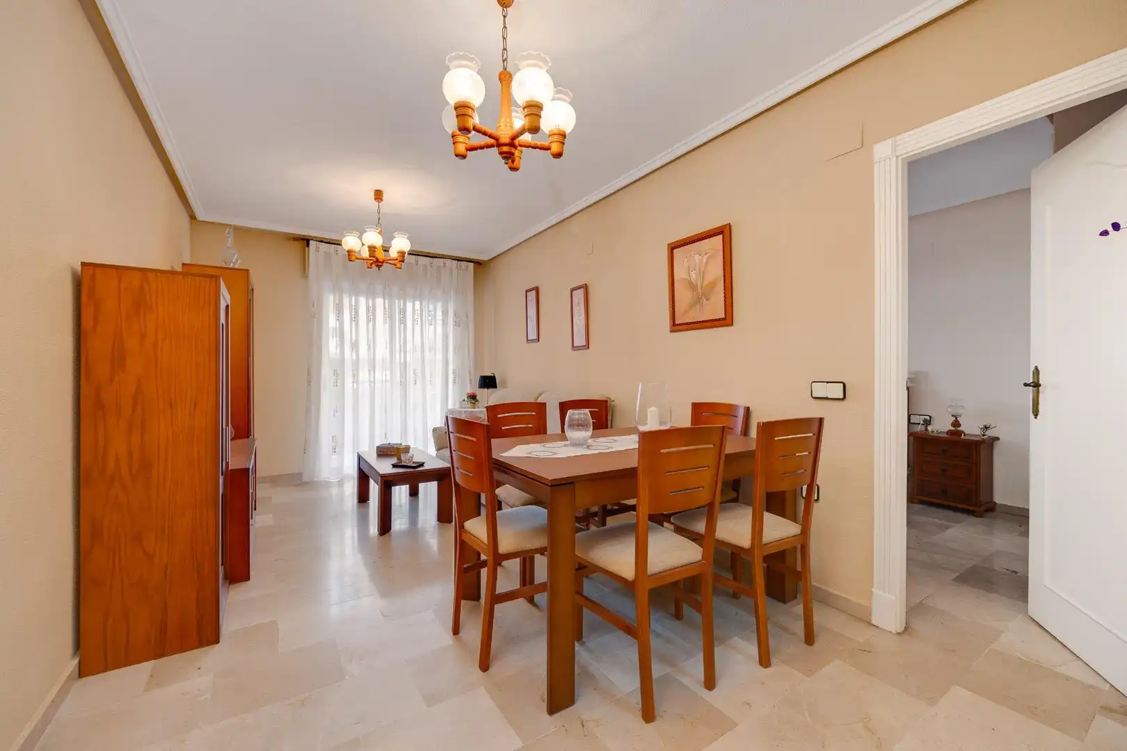 Menjador de Apartament en venda en Torrevieja amb Terrassa