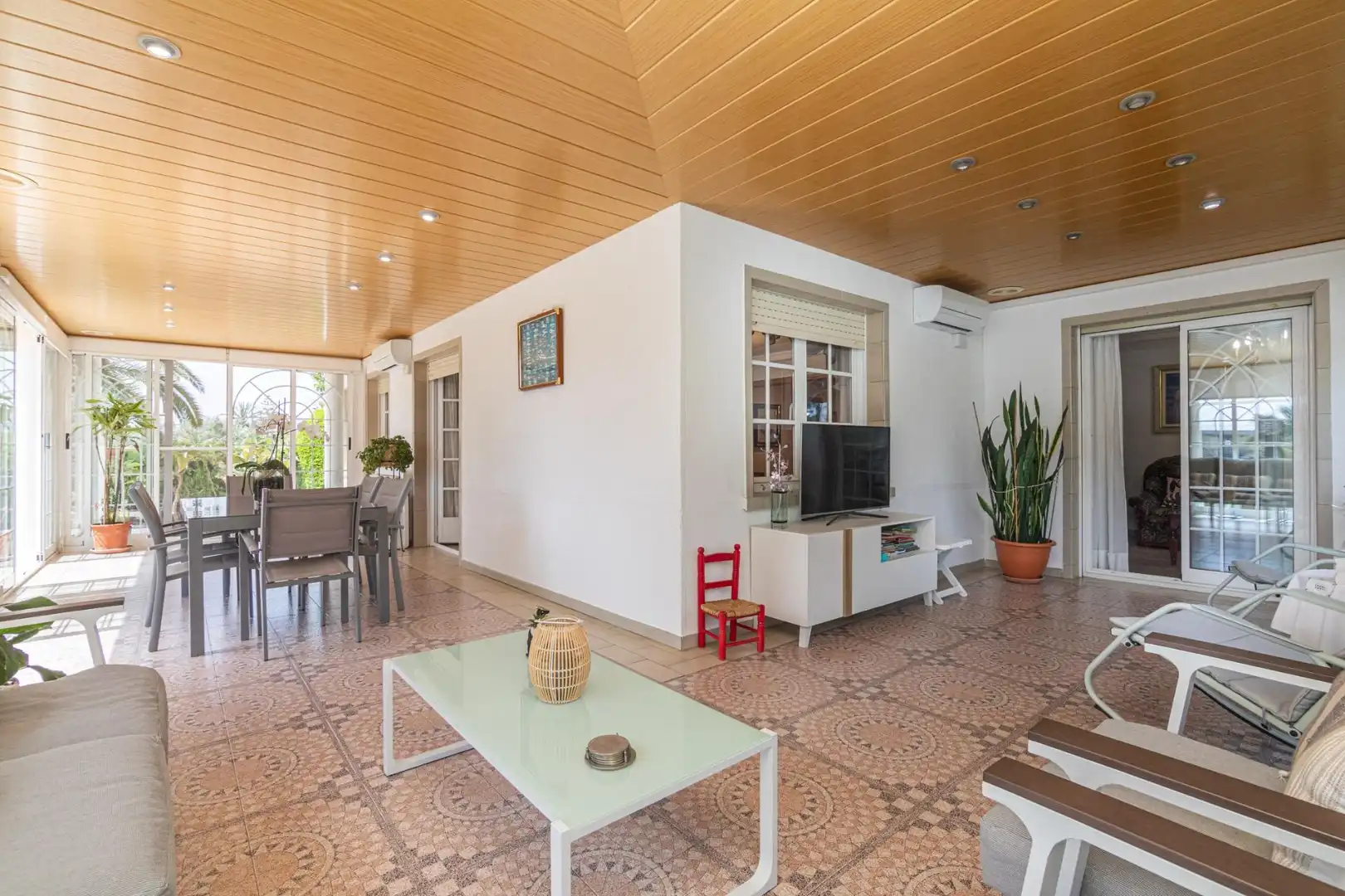 Sala de estar de Casa o chalet en venta en Elche / Elx con Jardín privado, Terraza y Piscina