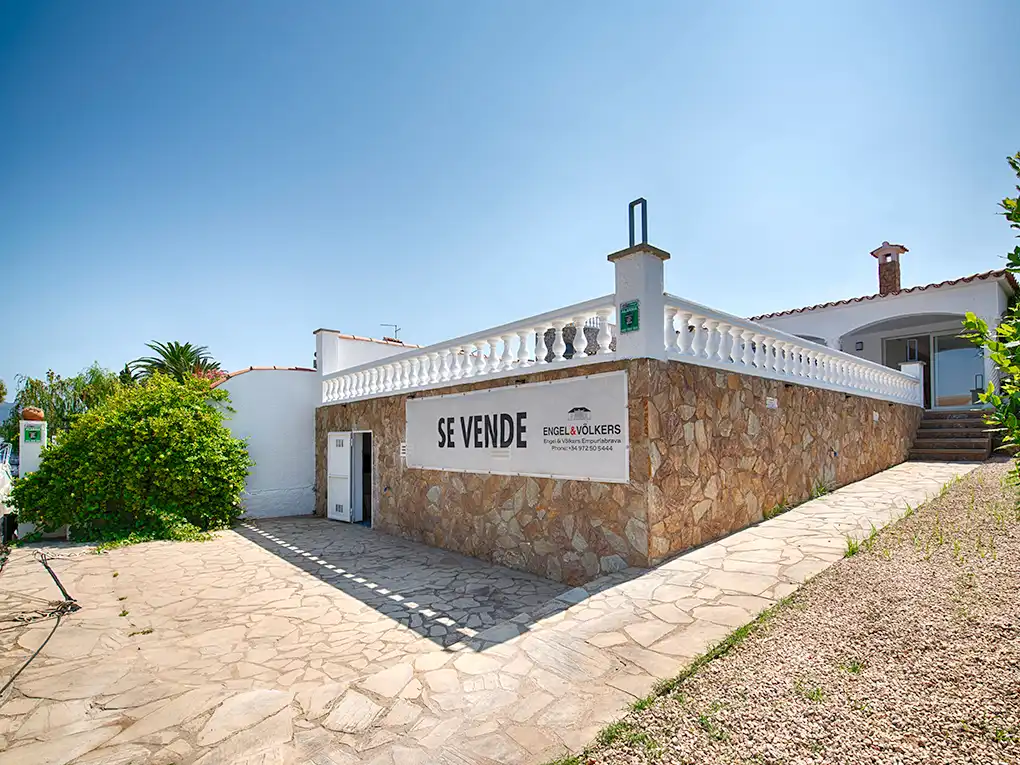 Casa con piscina en venta en Carrer Noguera, imagen 13