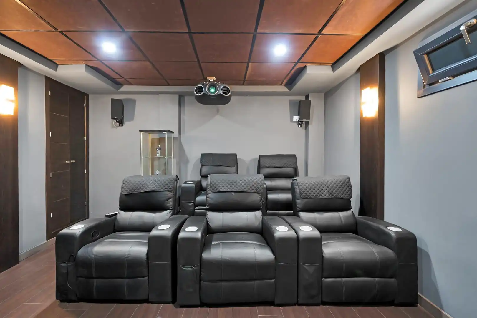 Casa o chalet en venta en La Alcaidesa con Terraza, Trastero y Piscina
