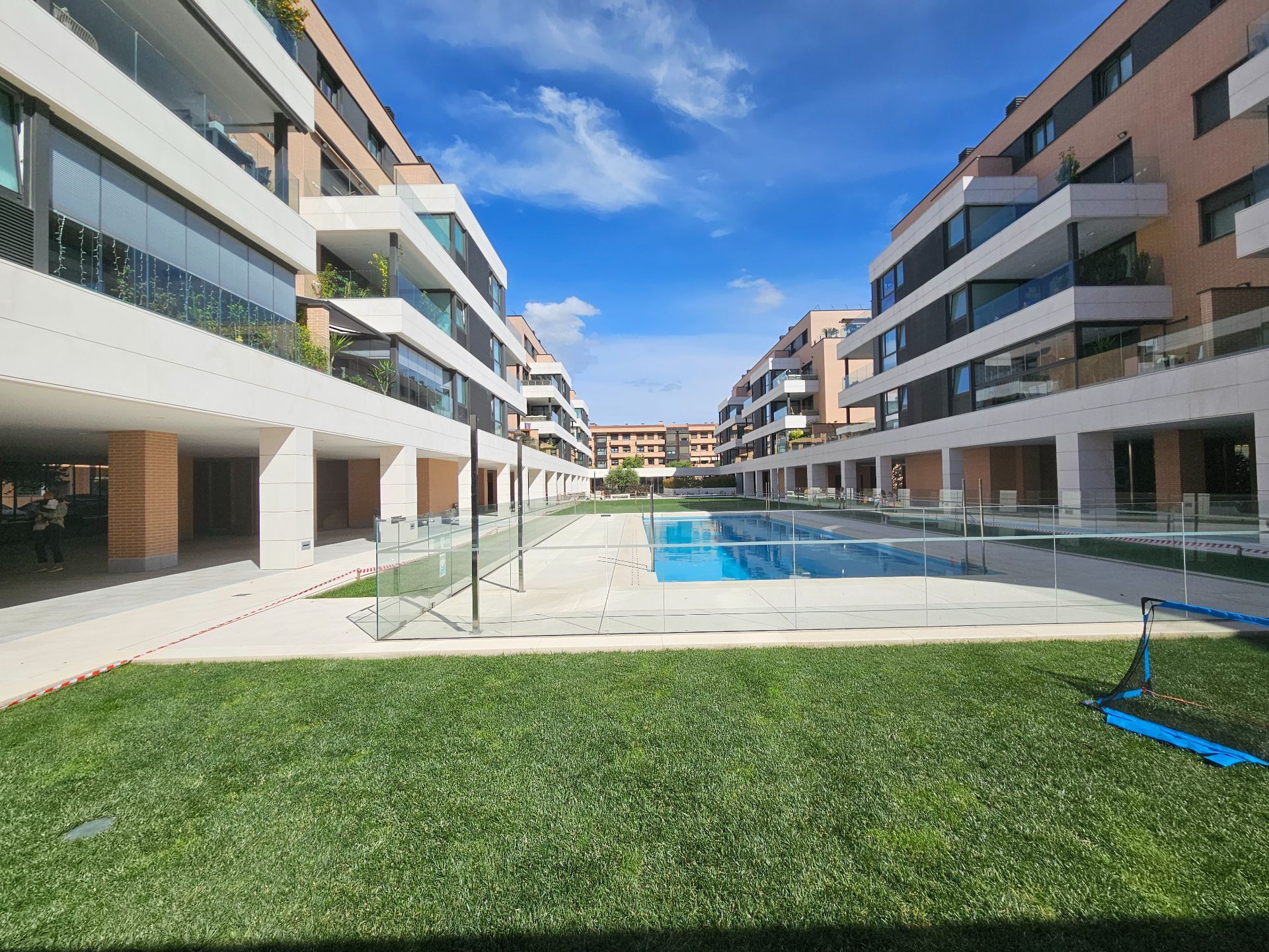 Piscina de Àtic de lloguer en  Madrid Capital amb Aire condicionat, Calefacció i Terrassa