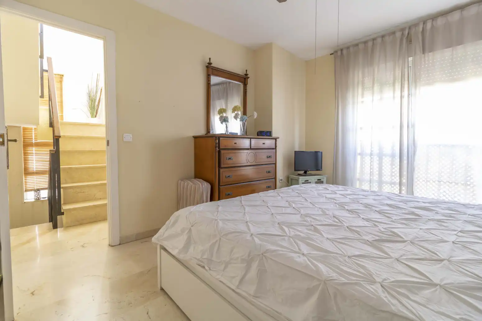 Bedroom of Houses for sale in Bormujos  with Air Conditioner, Terrace and Storage room