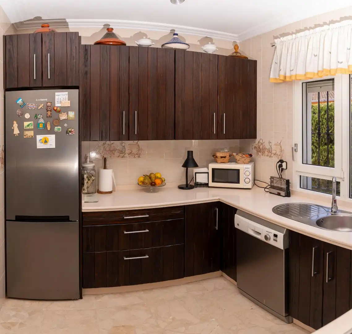Cocina de Casa adosada en venta en Almonte con Terraza, Trastero y Balcón