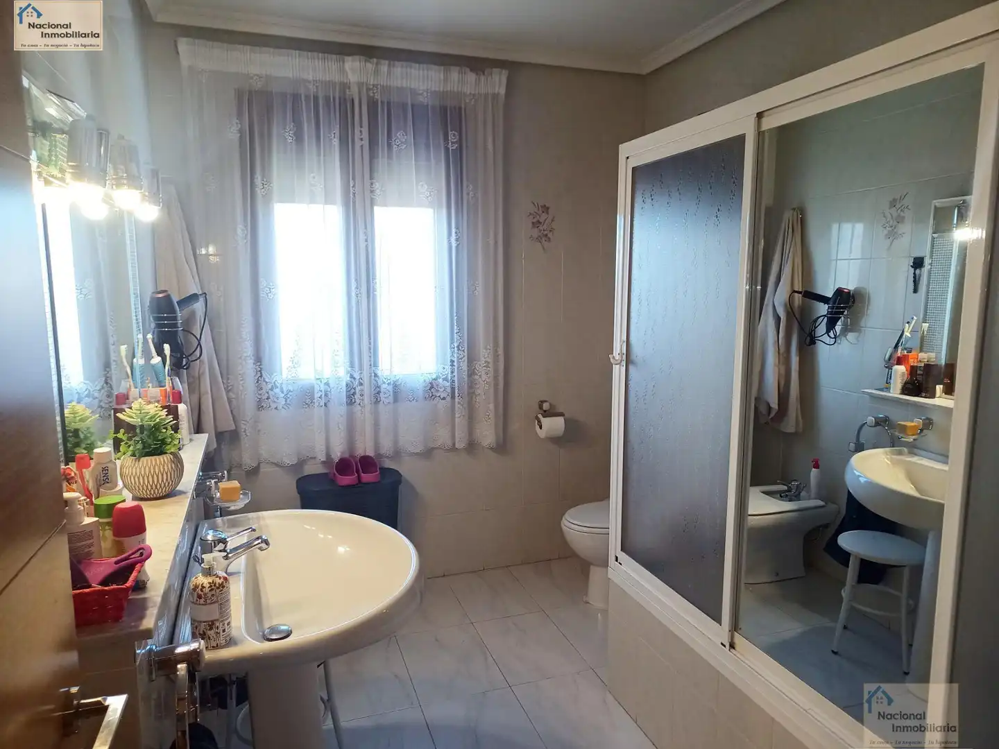 Baño de Casa o chalet en venta en Palazuelos de Eresma con Calefacción, Terraza y Trastero