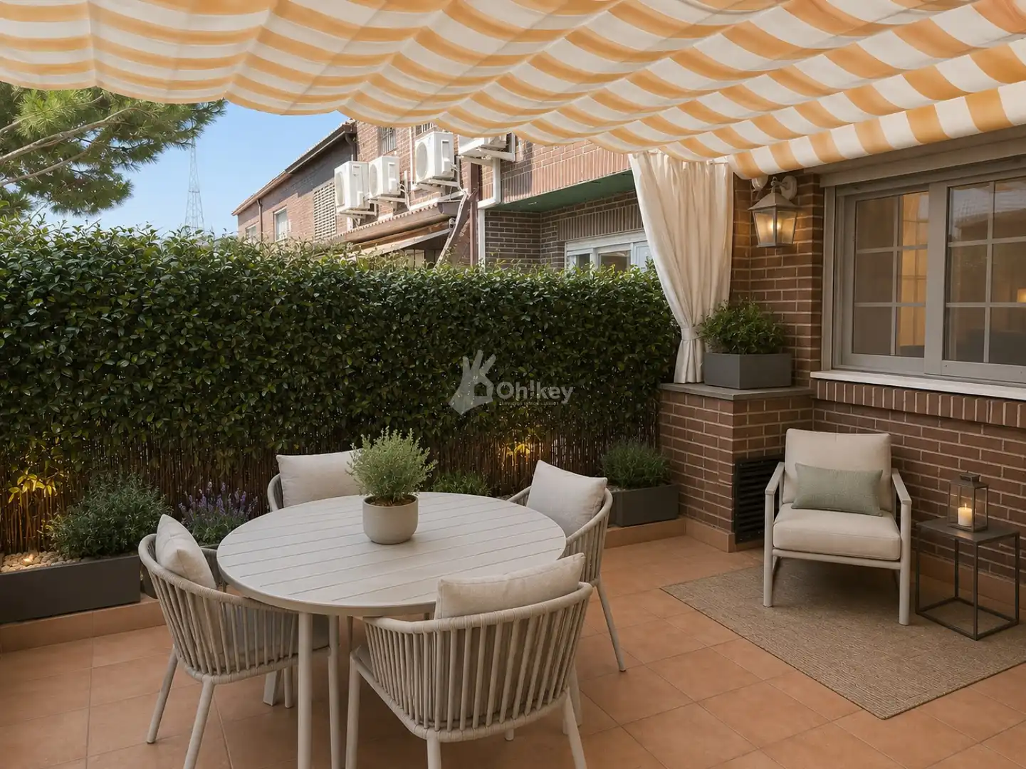 Terrassa de Casa adosada en venda en Majadahonda amb Aire condicionat, Calefacció i Jardí privat