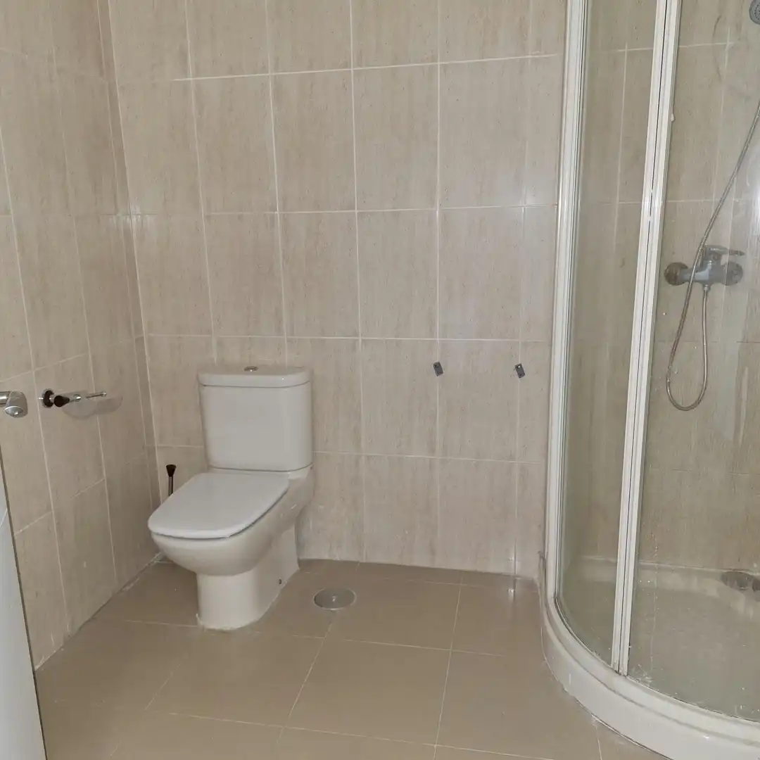 Bathroom of Flat for sale in Madrid  with Heating and Terrace