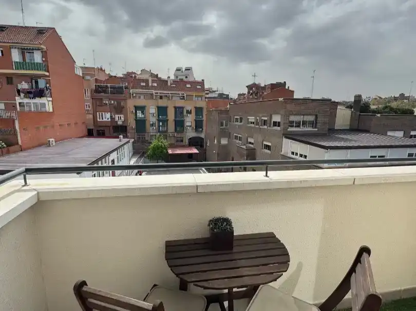 Terraza de Piso de alquiler en  Madrid Capital con Aire acondicionado