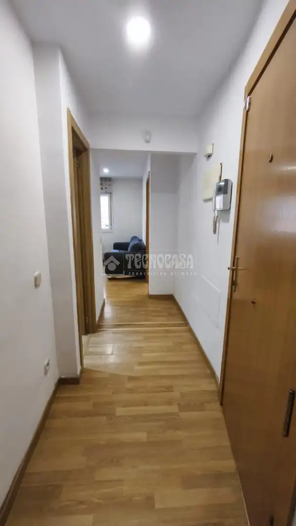 Wohnung zum Verkauf in Madrid mit Klimaanlage und Balkon
