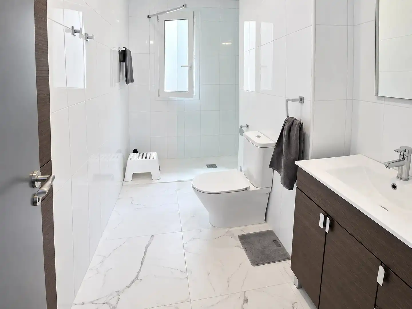 Baño de Apartamento en venta en Marbella con Terraza