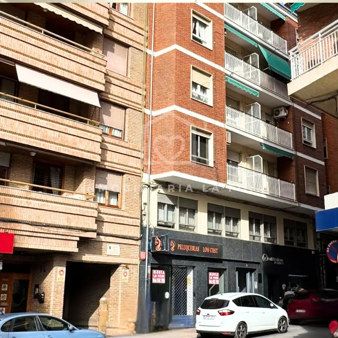 Gewerbefläche zur Miete in Carrer de la Constitució 24