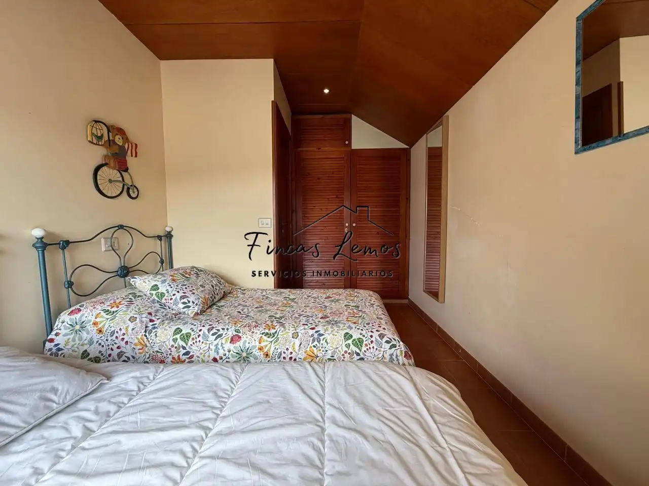 Habitación de Casa o chalet en venta en Camariñas con Jardín privado, Terraza y Amueblado