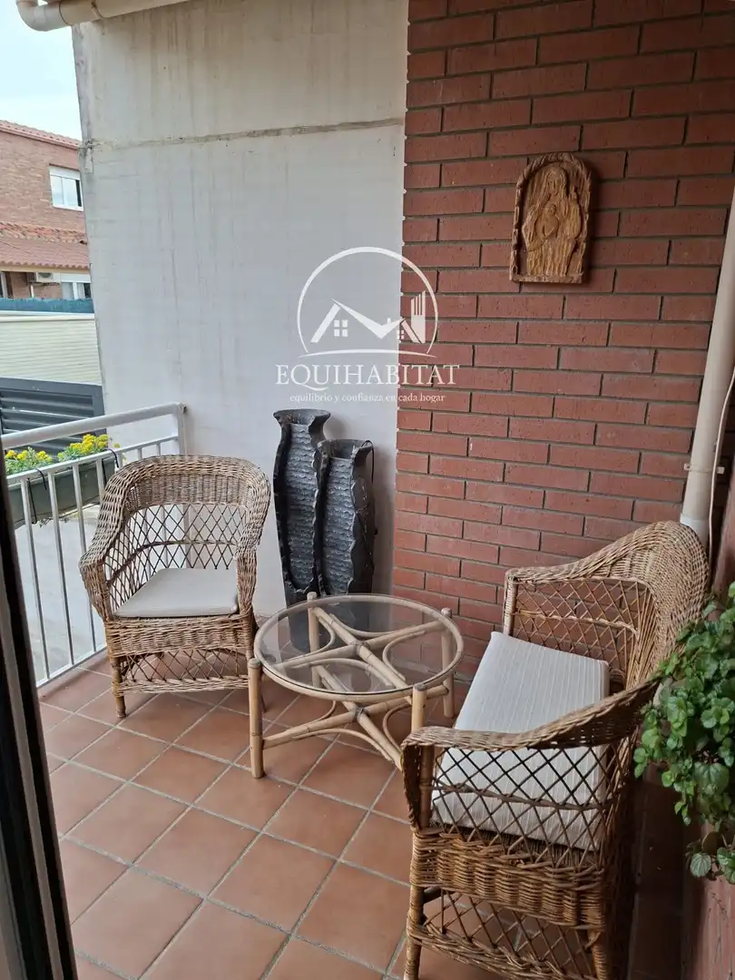 Terrassa de Casa adosada en venda en Alcarràs amb Aire condicionat, Jardí privat i Traster