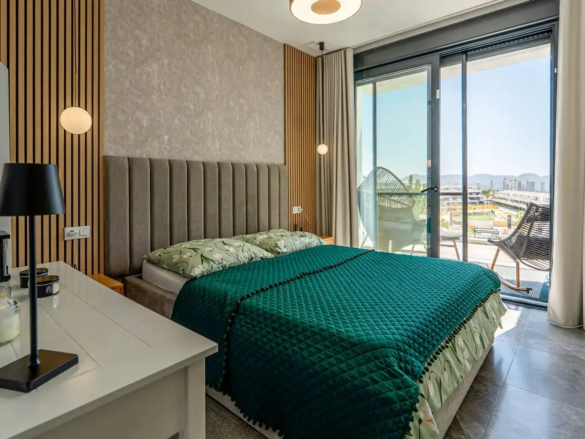 Chalet con piscina en venta en Golf Bahía, imagen 58