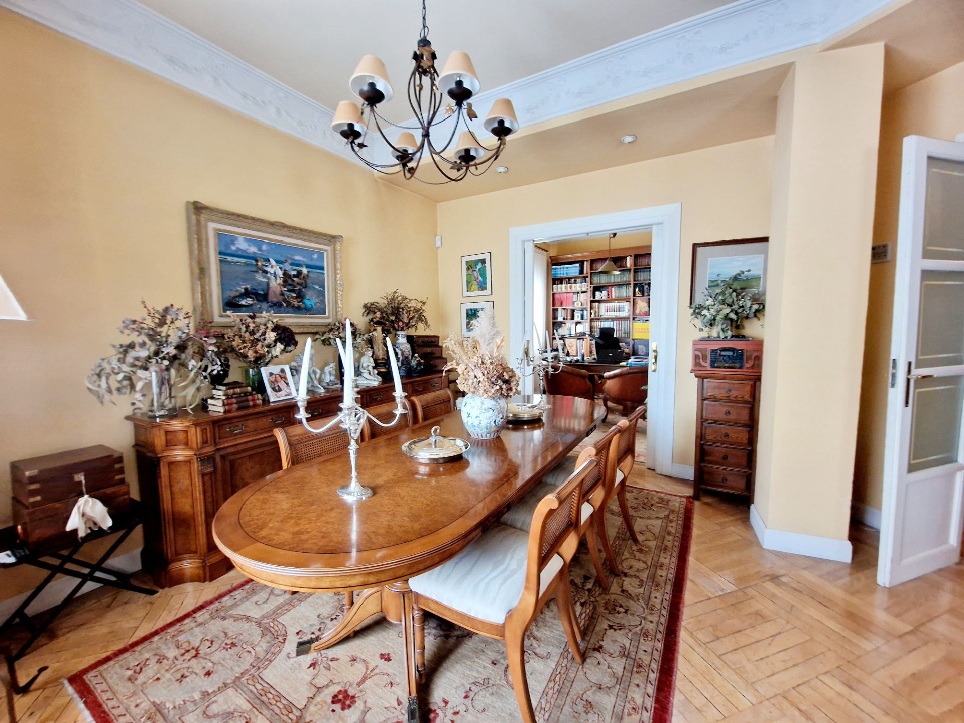 Dining room of Flat for sale in  Madrid Capital  with Air Conditioner and Heating