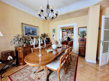 Piso con ascensor en venta en Calle de Covarrubias