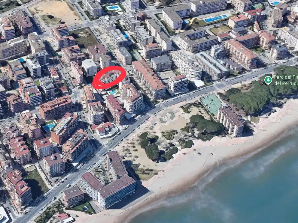 Attique avec piscine à vendre à Carrer d'Isaac Albéniz 25