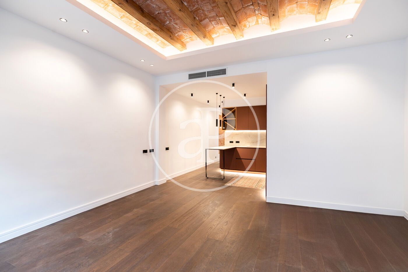 Flat for sale in  Barcelona Capital  with Air Conditioner, Heating and Balcony