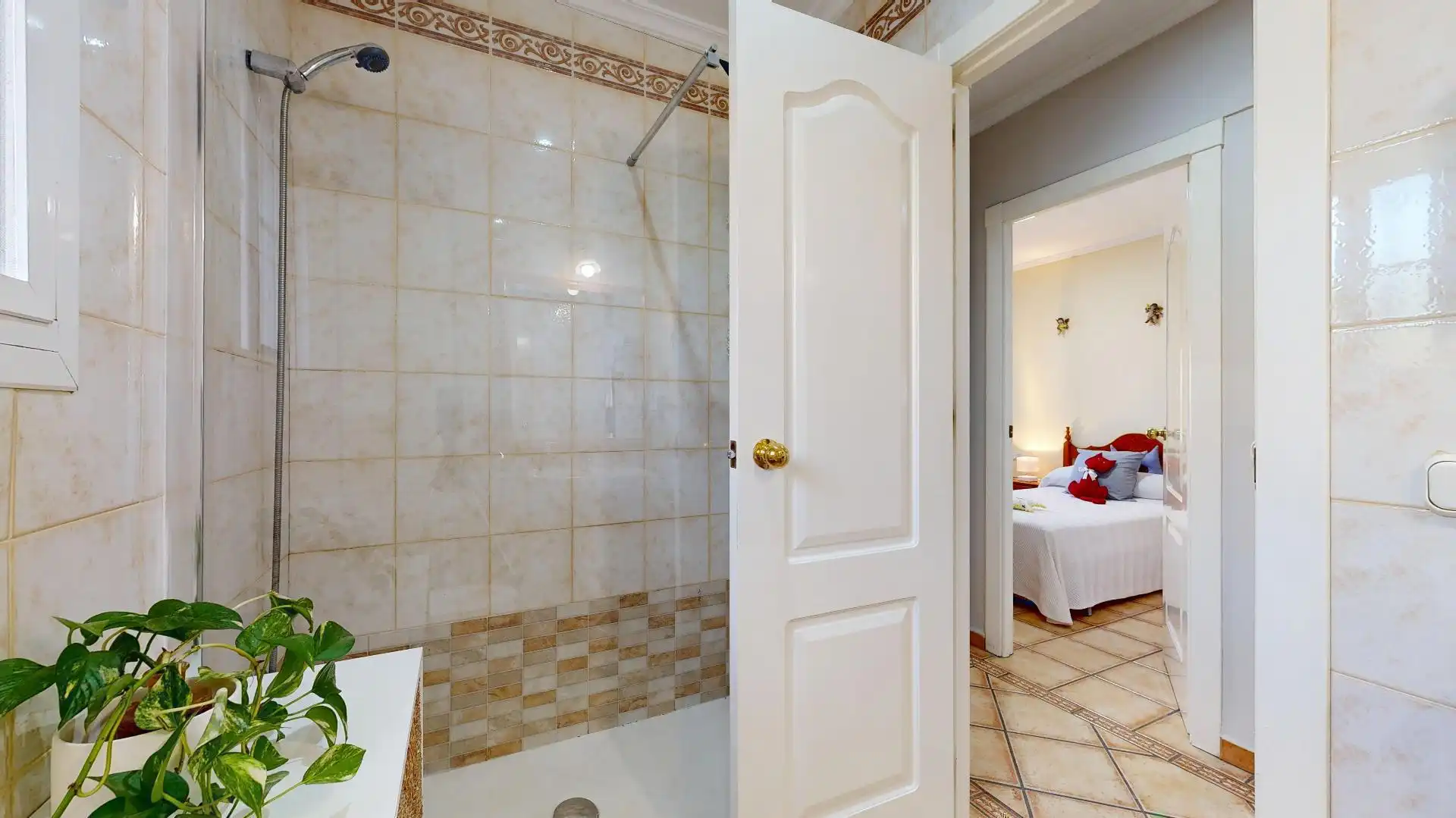 Bathroom of Houses for sale in Montserrat  with Terrace, Storage room and Swimming Pool