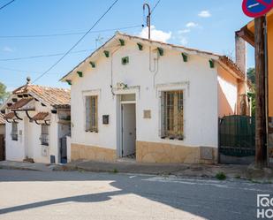 Vista exterior de Casa o xalet en venda en Sant Cugat del Vallès amb Calefacció i Traster