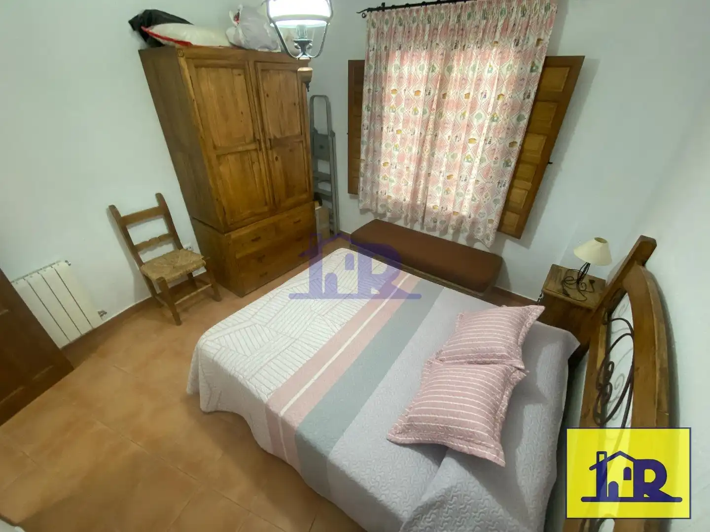 Bedroom of Flat for sale in Cuenca  with Heating, Terrace and Furnished