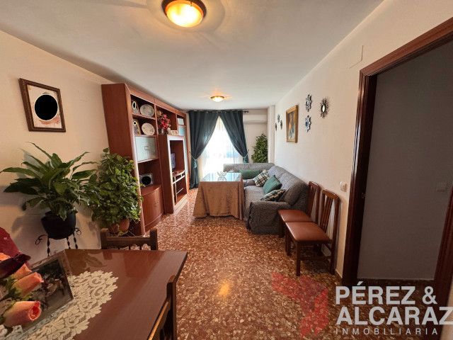 Sala d'estar de Pis en venda en Palma del Río amb Aire condicionat i Balcó