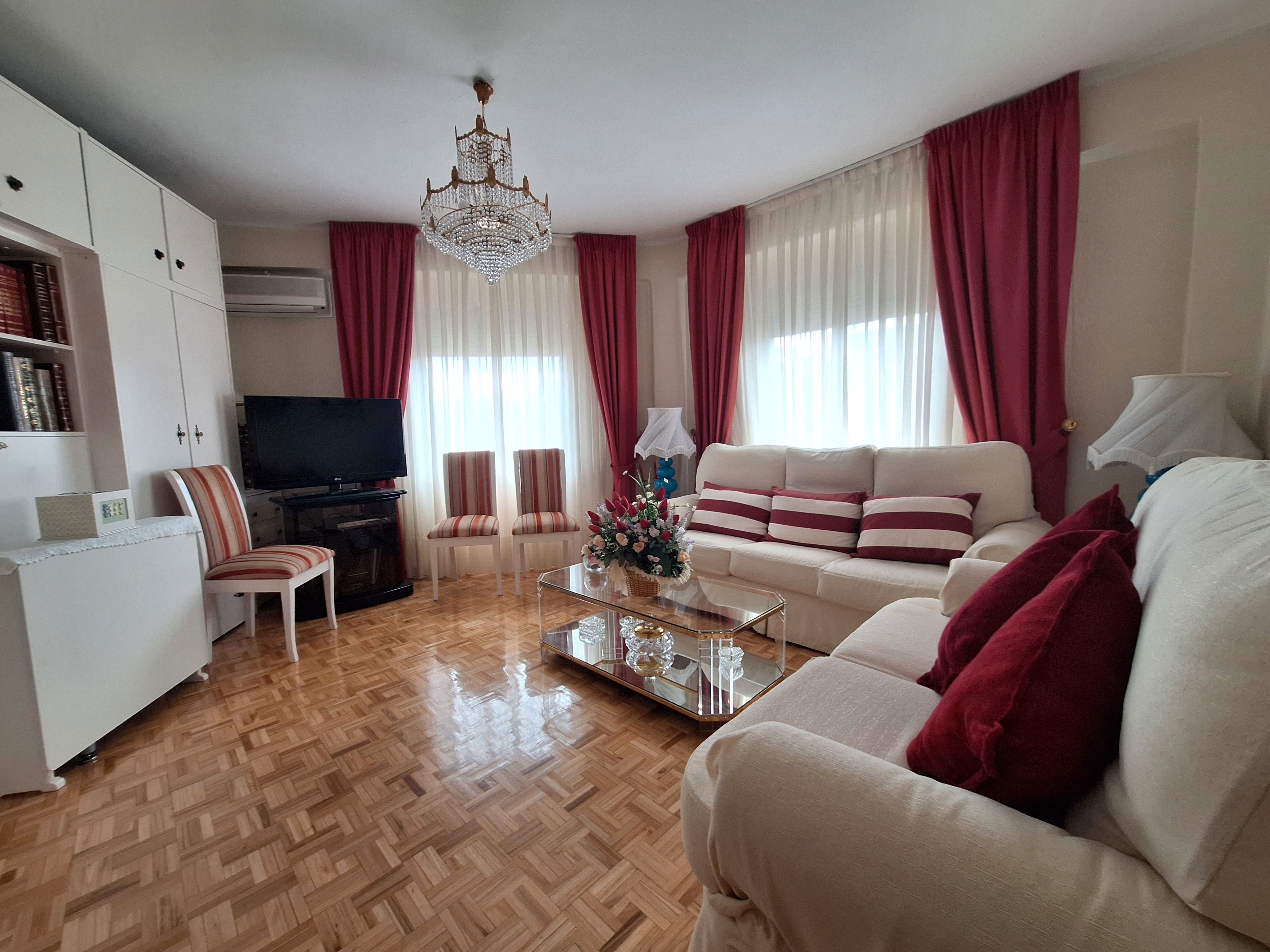 Living room of Flat for sale in  Madrid Capital  with Heating and Terrace
