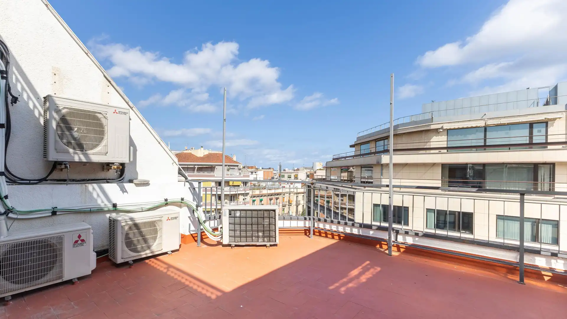 Oficina de alquiler en CALLE SEPULVEDA, 143, Sant Antoni