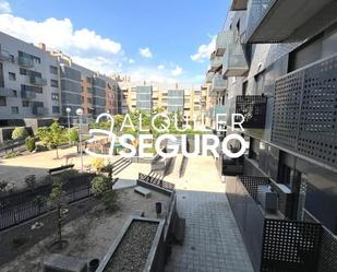 Vista exterior de Pis de lloguer en Móstoles amb Calefacció, Terrassa i Traster