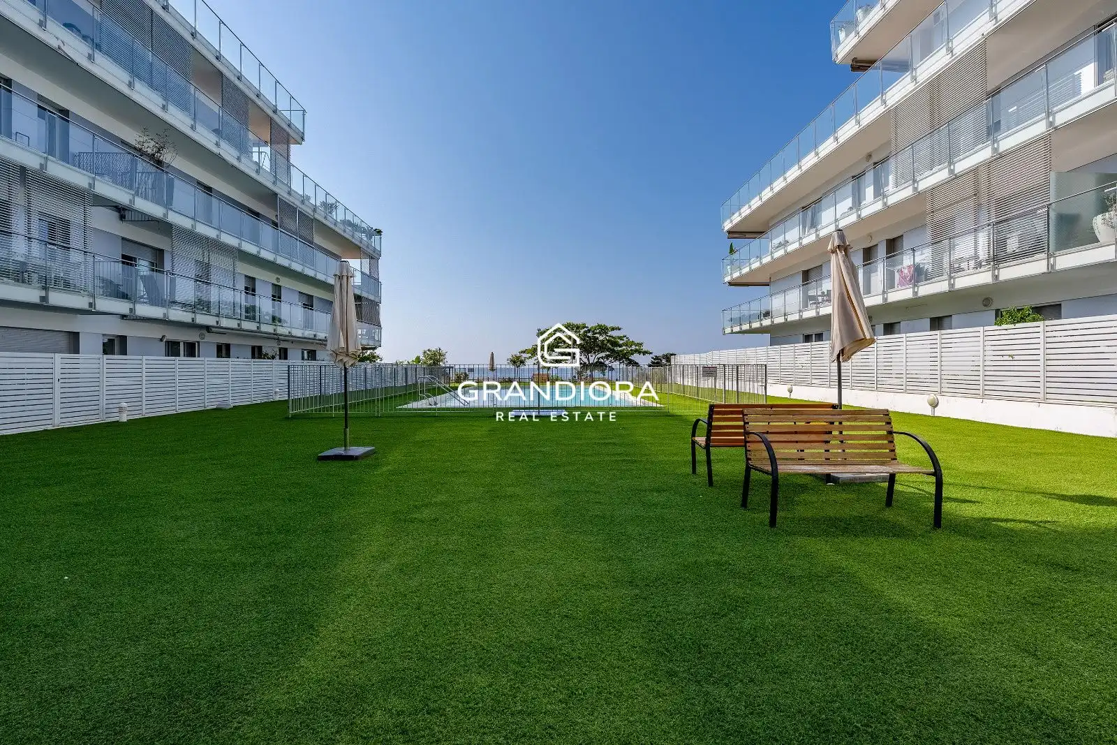 Terrasse von Wohnung zur Miete in Sant Andreu de Llavaneres mit Klimaanlage, Terrasse und Schwimmbad