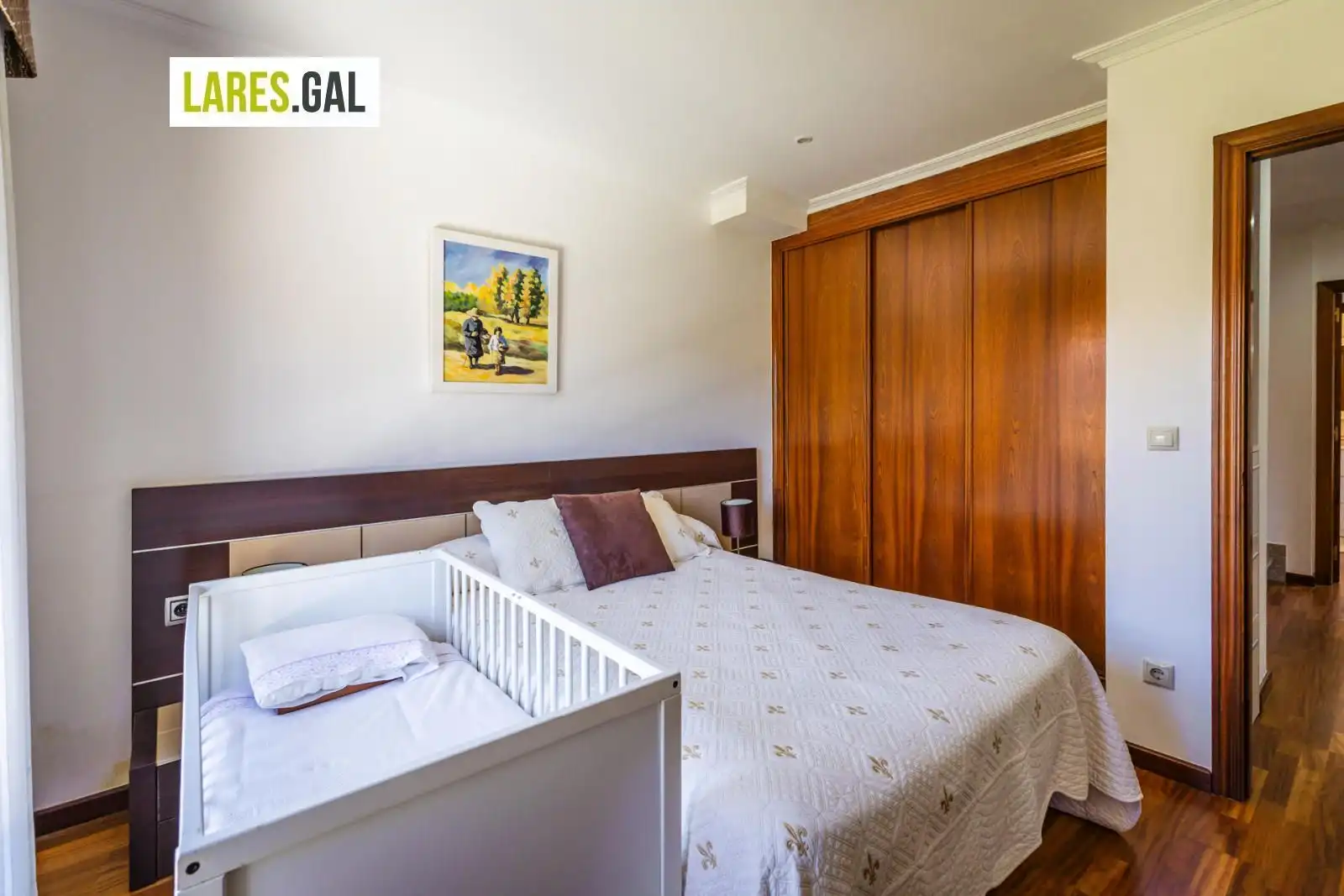 Schlafzimmer von Einfamilien-Reihenhaus zum Verkauf in Cangas  mit Heizung, Terrasse und Abstellraum