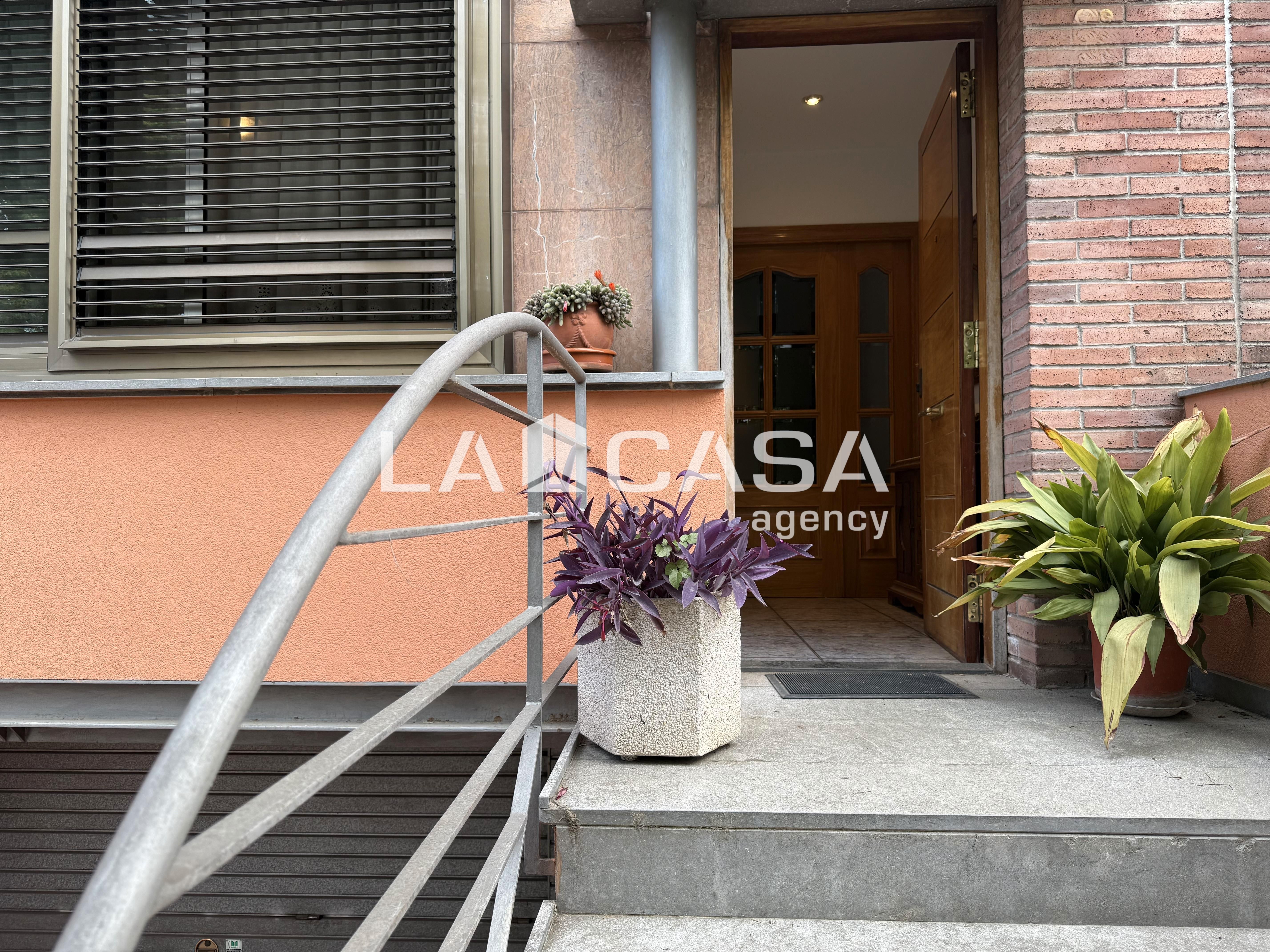 Terrassa de Casa adosada en venda en Granollers amb Terrassa, Traster i Balcó