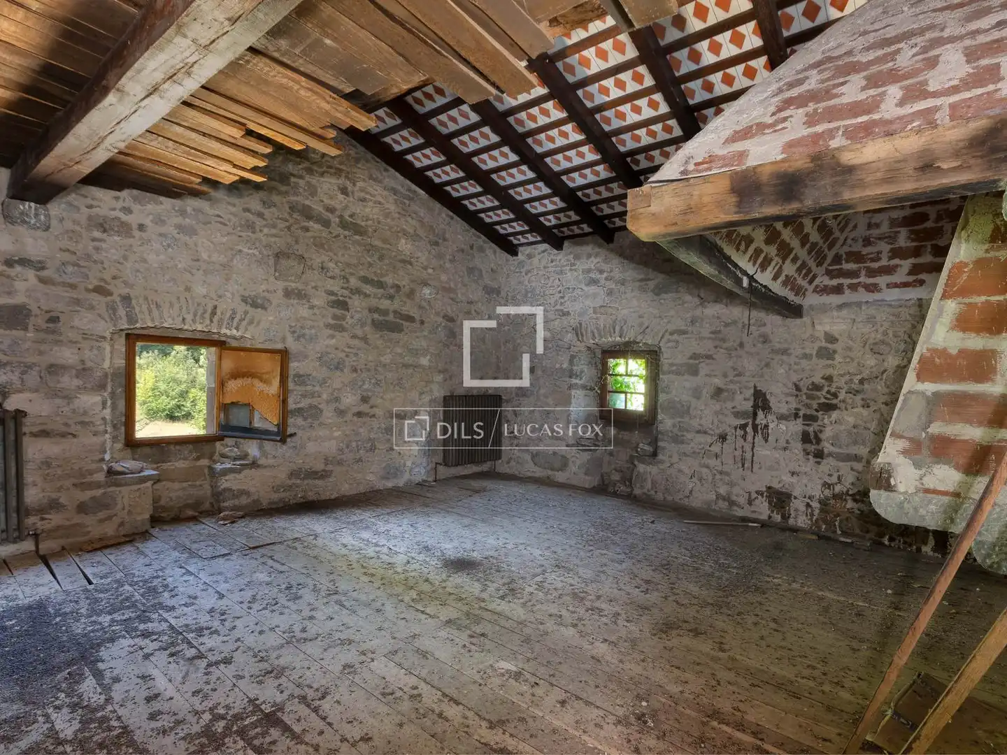 Country house zum Verkauf in Les Planes d'Hostoles