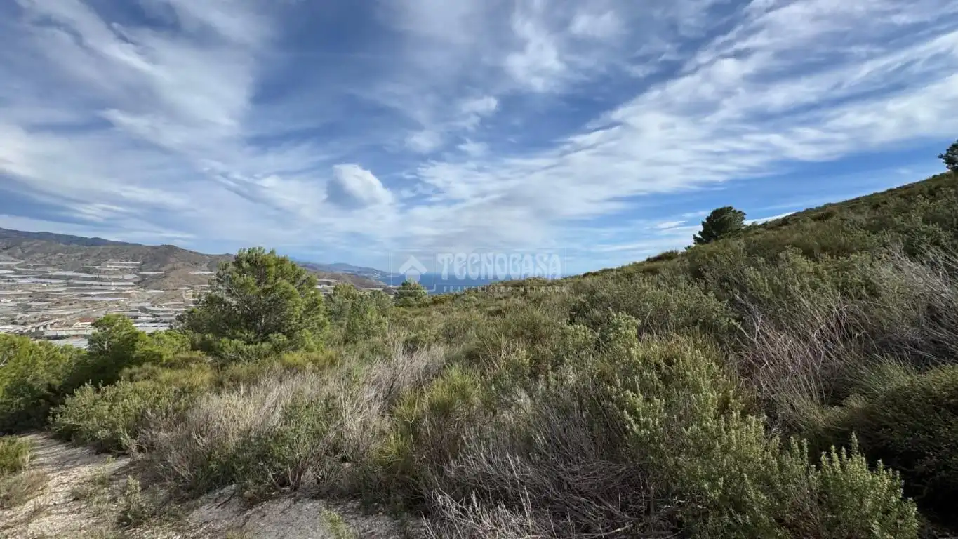 Terreno en venta en Gualchos