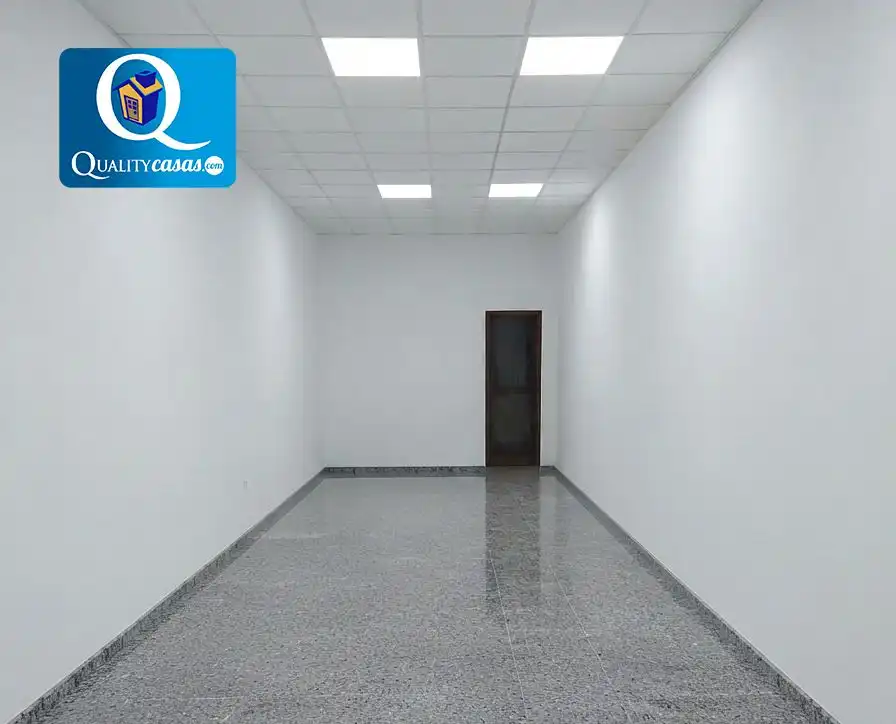 Oficina de alquiler en El Campello con Trastero