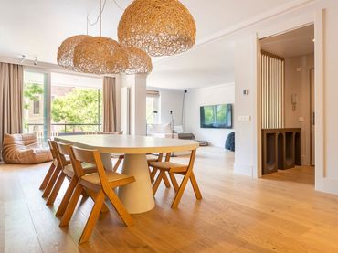 Flat with balcony for sale in Chamberí