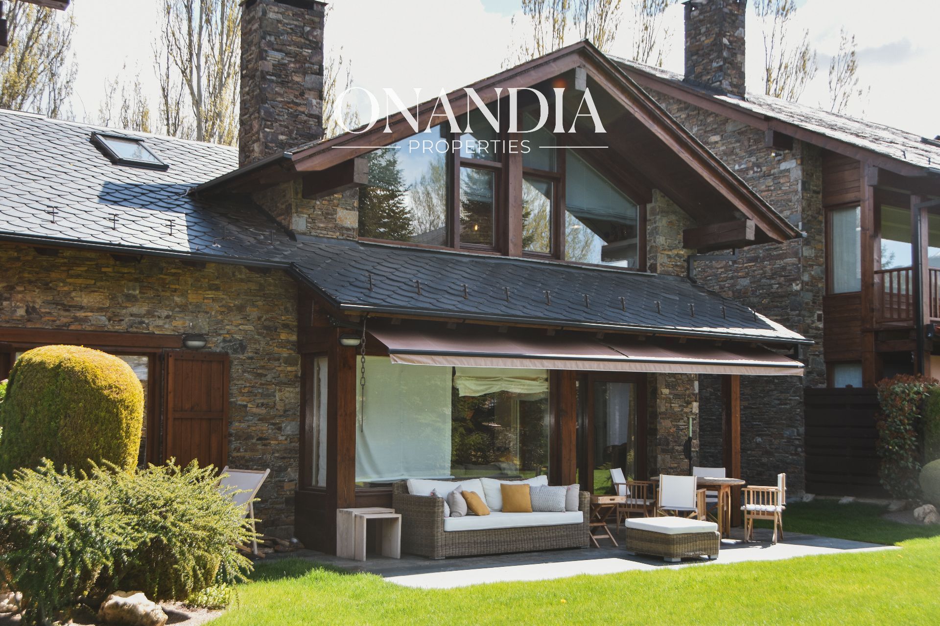 Single-family semi-detached to rent in Fontanals de Cerdanya