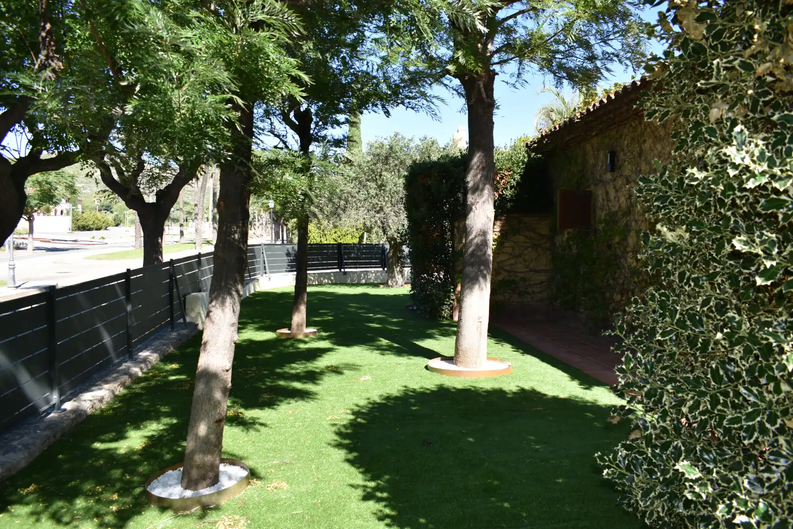 Jardí de Casa o xalet en venda en Mont-roig del Camp amb Aire condicionat, Calefacció i Jardí privat